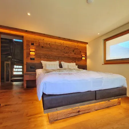 Luxury Chalet Appartement Saas Fee
